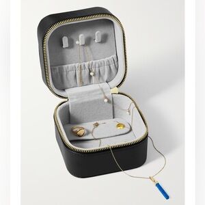 Mateo‎ Black Jewelry Leather Zip Case